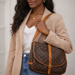 Louis Vuitton Monogram Saumur 35 Saddlebag/Messenger Bag Vintage Authenticated